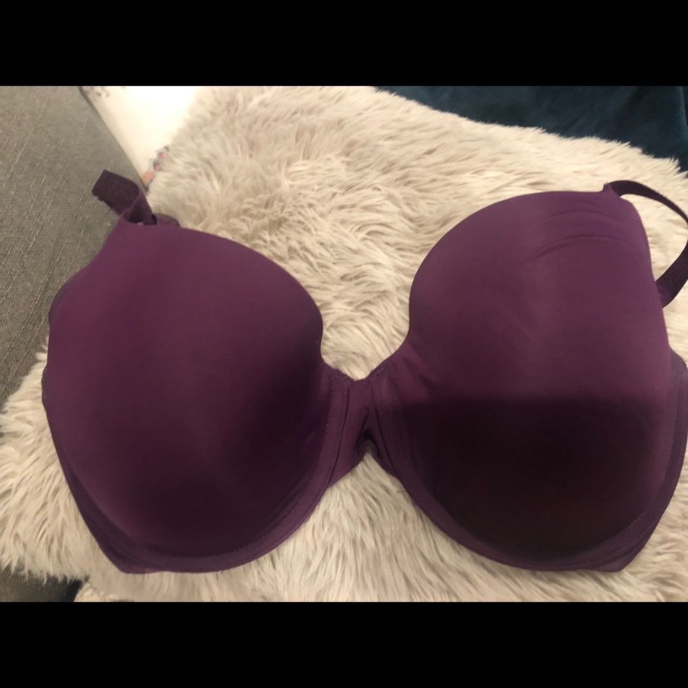 Victoria Secret T-shirt bra